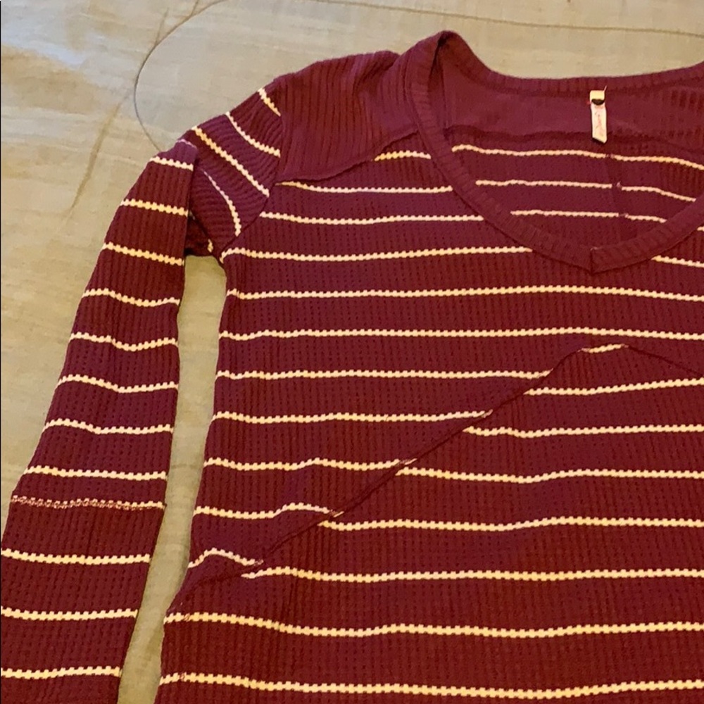 sweater - Picture 4 of 4